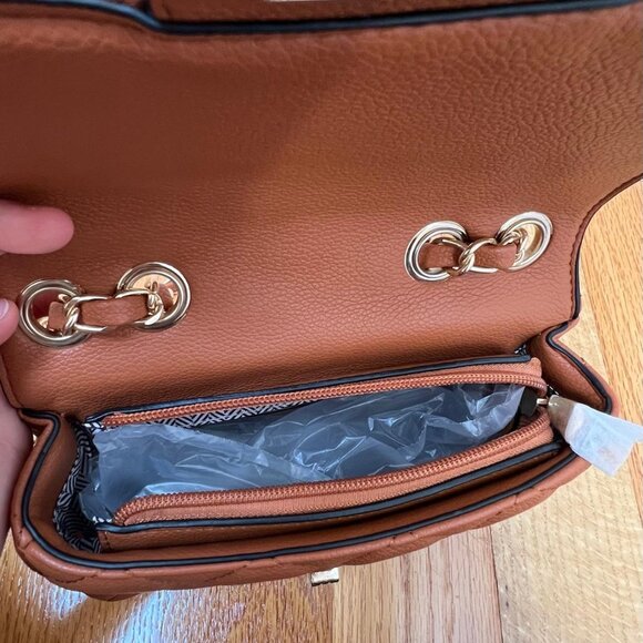 Isabelle Quilted Vegan Leather Crossbody – Tan, Gold Chain Strap - Picture 6 of 6